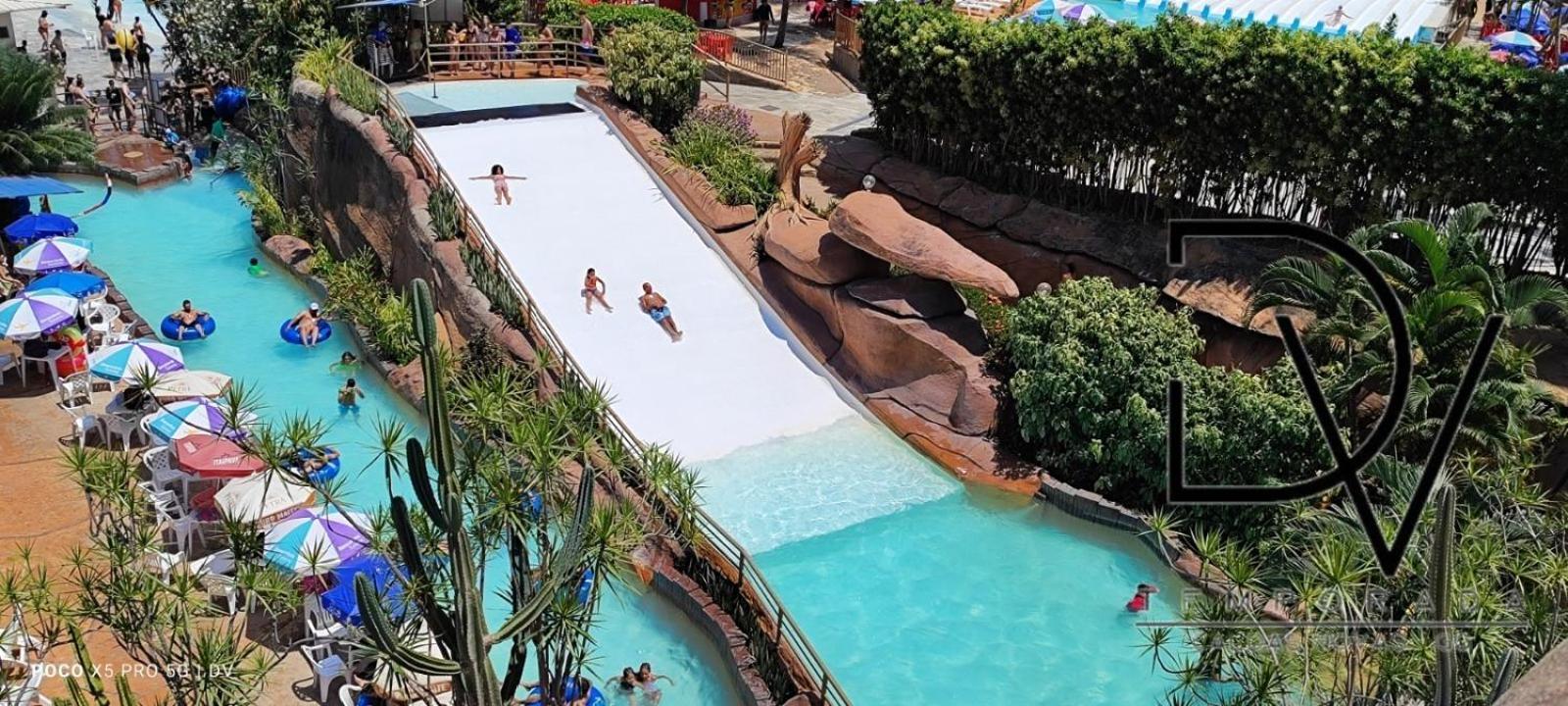 Apartamento Spazzio Diroma Com Park Acqua E Splash Incluso Em Caldas Novas
