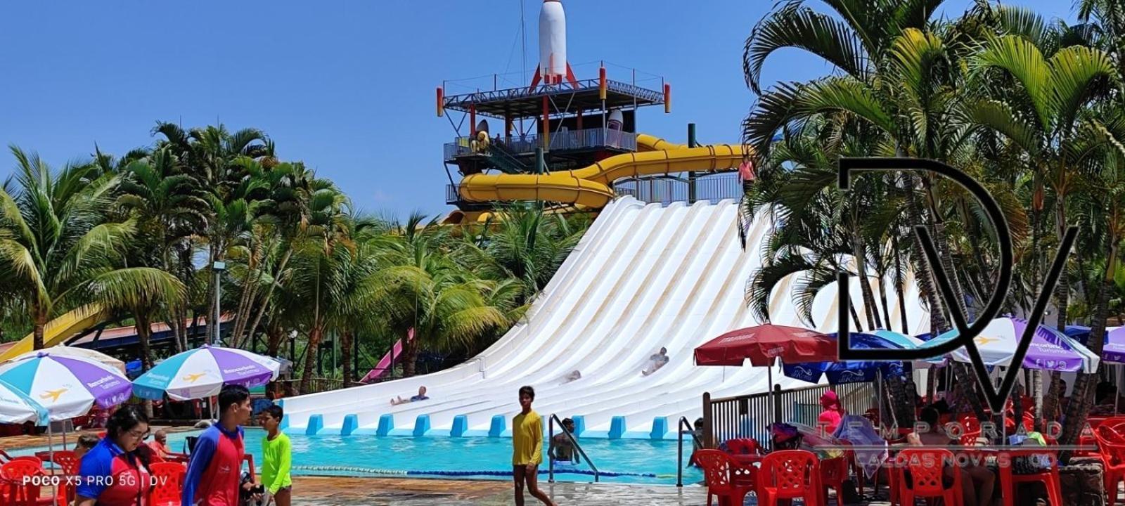 Apartamento Spazzio Diroma Com Park Acqua E Splash Incluso Em Caldas Novas